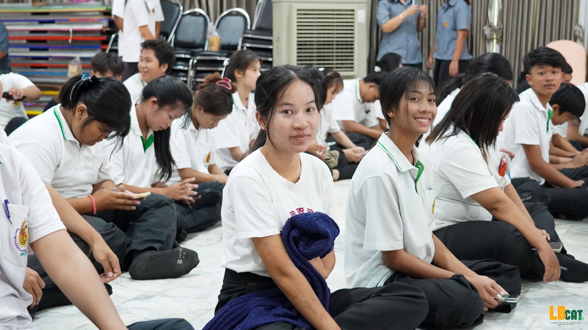 ภาพในอัลบั้มที่ 8