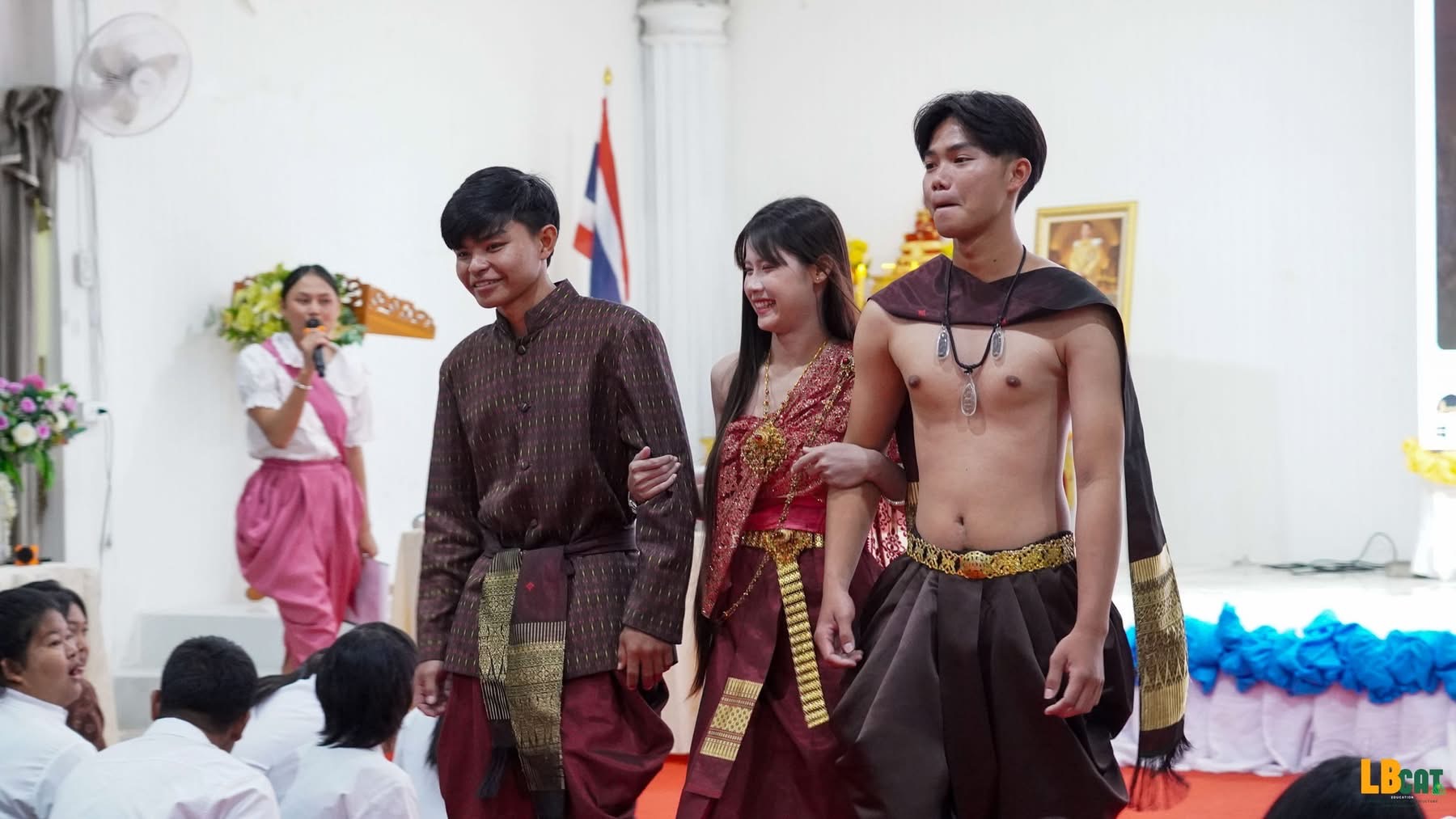 ภาพในอัลบั้มที่ 5