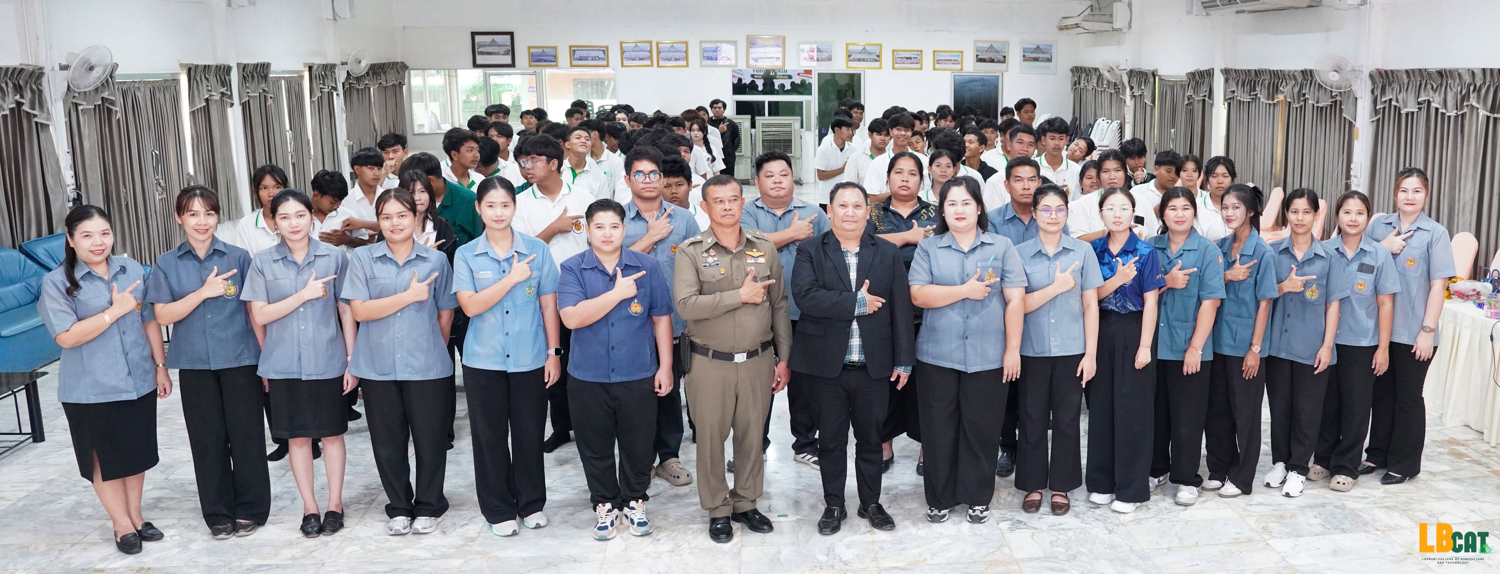 ภาพในอัลบั้มที่ 5