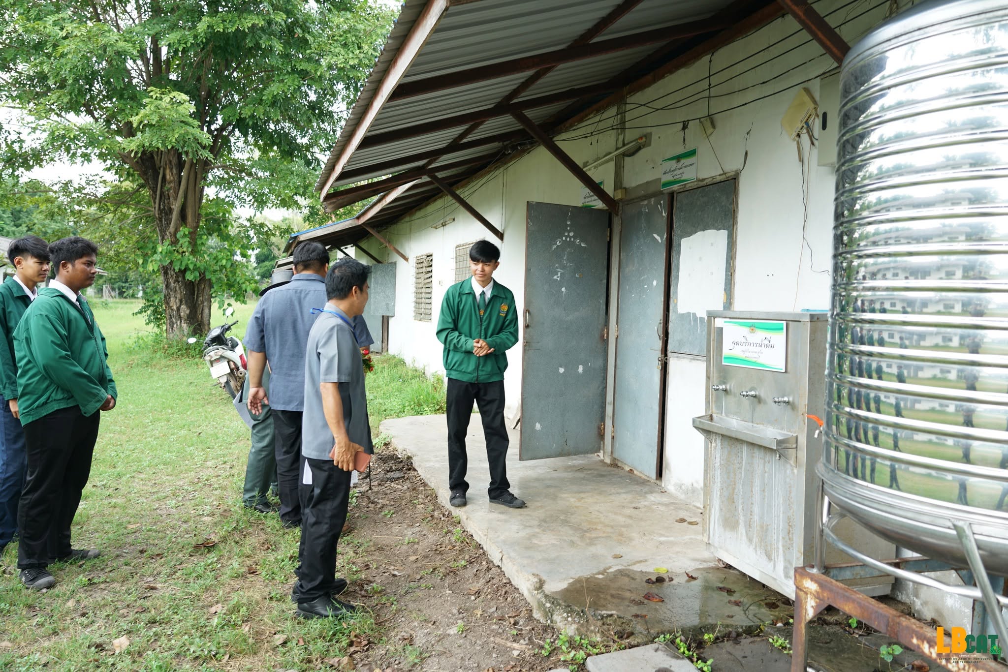 ภาพในอัลบั้มที่ 4